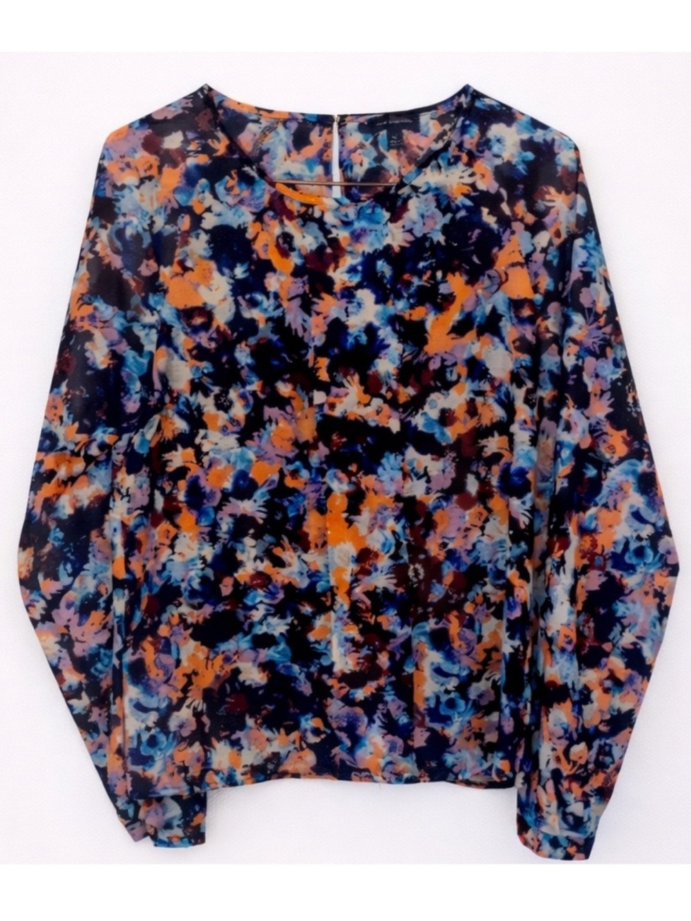 🌈 The Limited Abstract Watercolor Print Blouse – Size S